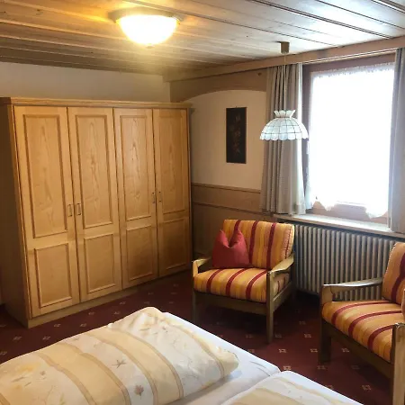 Апартаменты Gaestehaus Riefenhaus