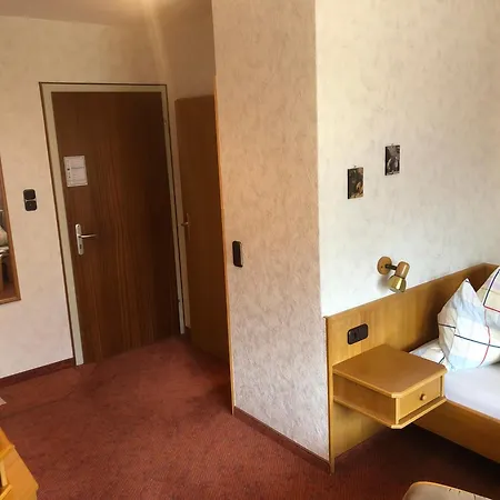 アパート Gaestehaus Riefenhaus オーベルストドルフ
