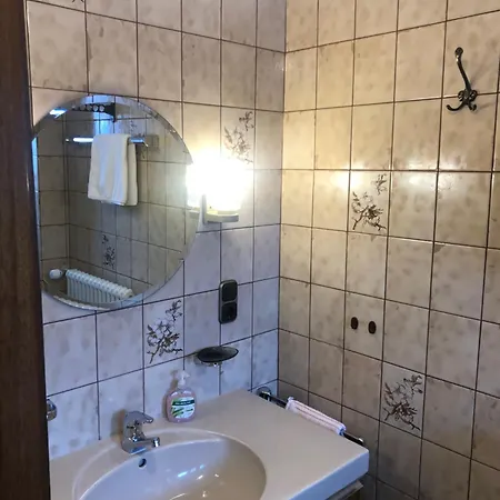 Апартаменты Gaestehaus Riefenhaus Оберстдорф